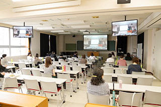 保護者オンライン会場（大学）