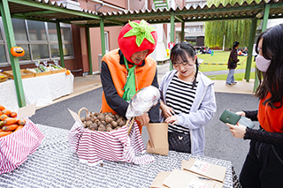 野菜マルシェ